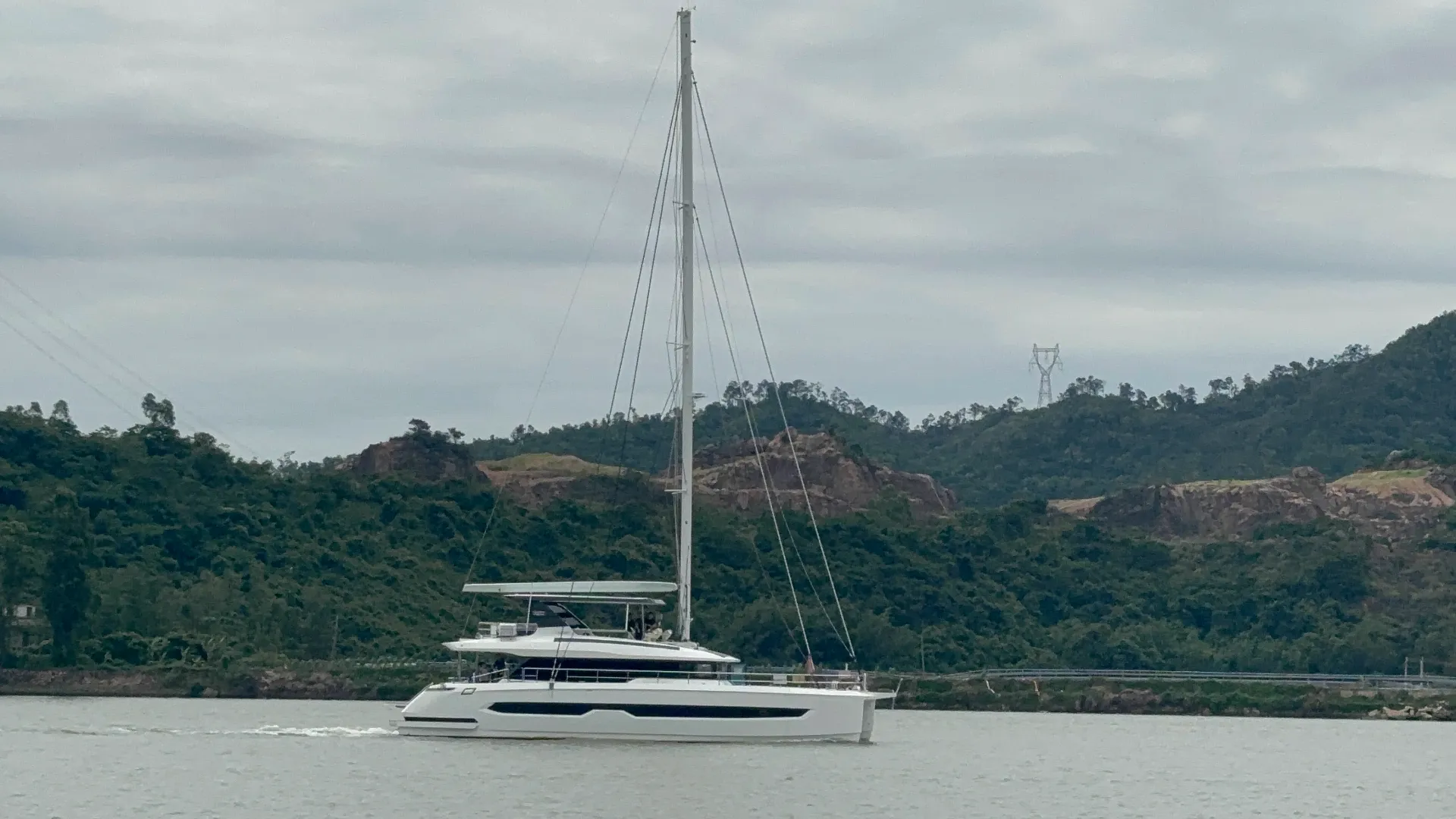 Redefining the High-End Catamaran Sailing Market The Heysea Yachts SV 75 Catamaran Sailboat Successfully Completes Internal Sea Trials